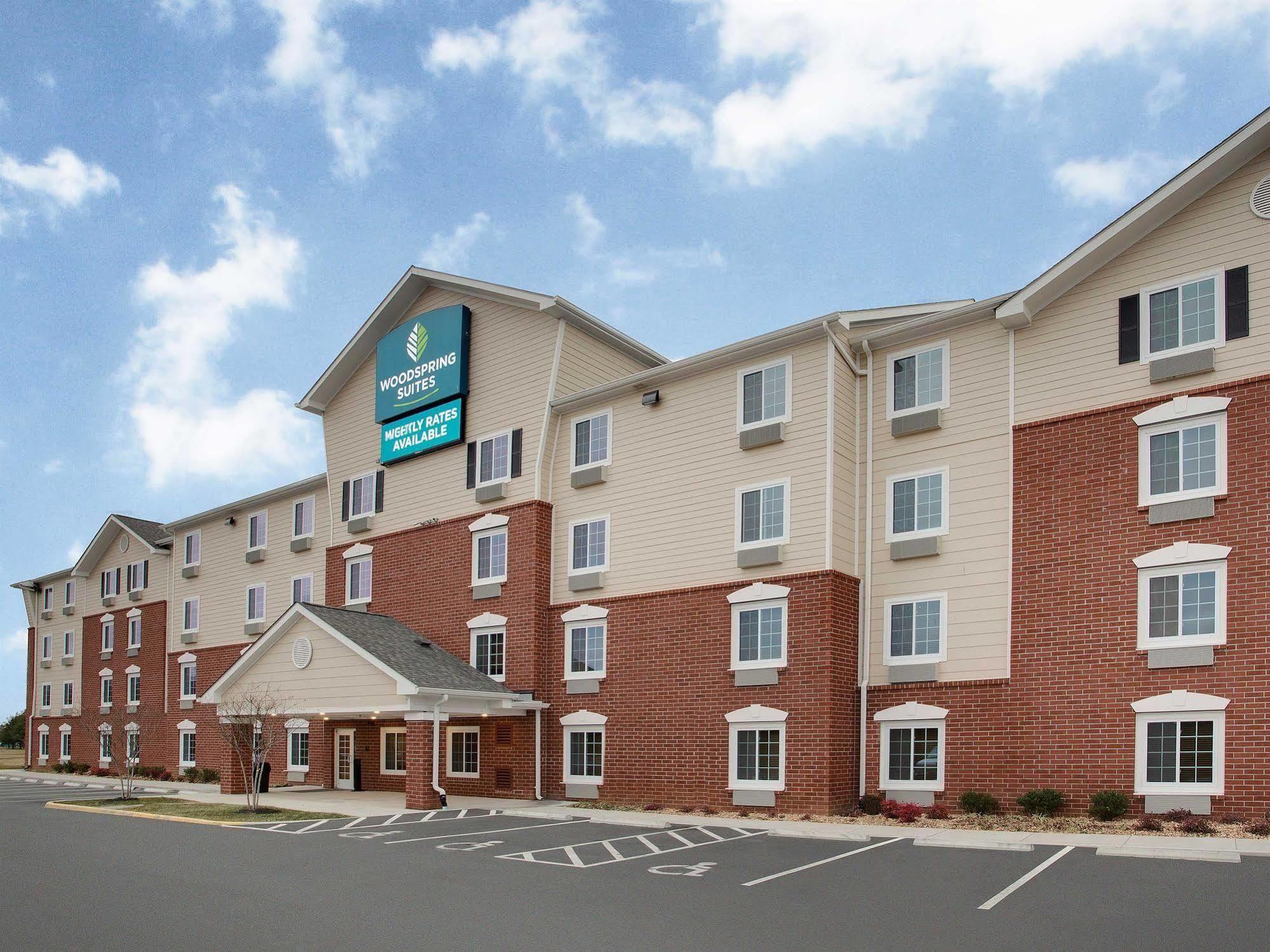 Woodspring Suites Fredericksburg Exterior foto